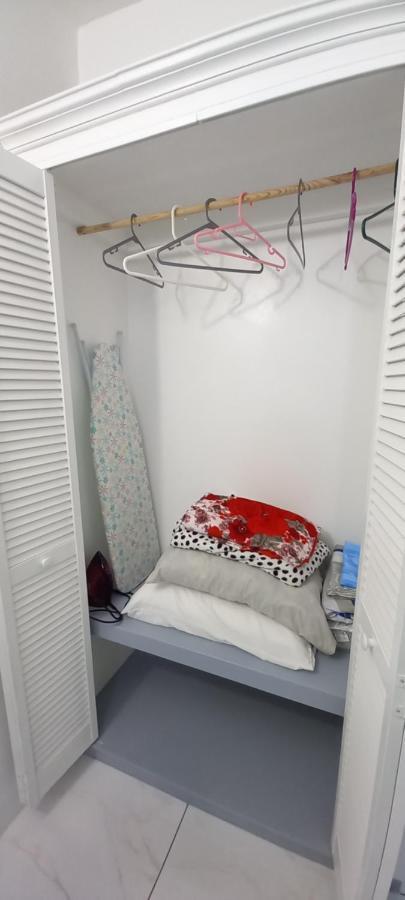 Ferienwohnung Cozy Vacation Retreat With Free Parking Roseau Exterior foto